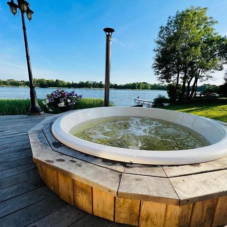 Aguona Royal Oasis Βίλα Molėtai Εξωτερικό φωτογραφία